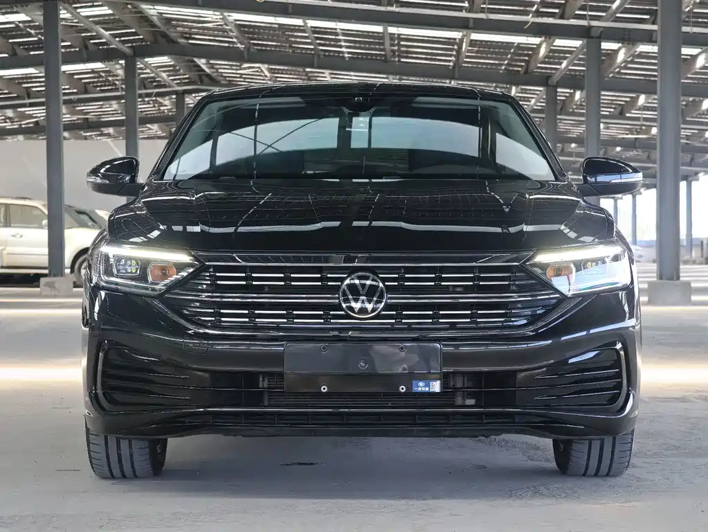 Volkswagen Sagitar 2022