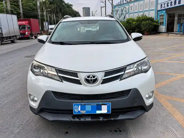 Toyota RAV4 2016