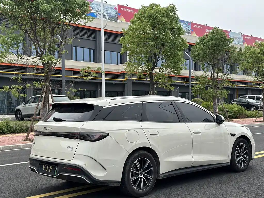 BYD Seal 06 DM-i Wagon 2025 — фото 9