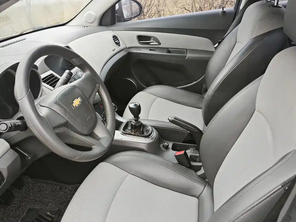 Chevrolet Cruze 2012 — фото 11