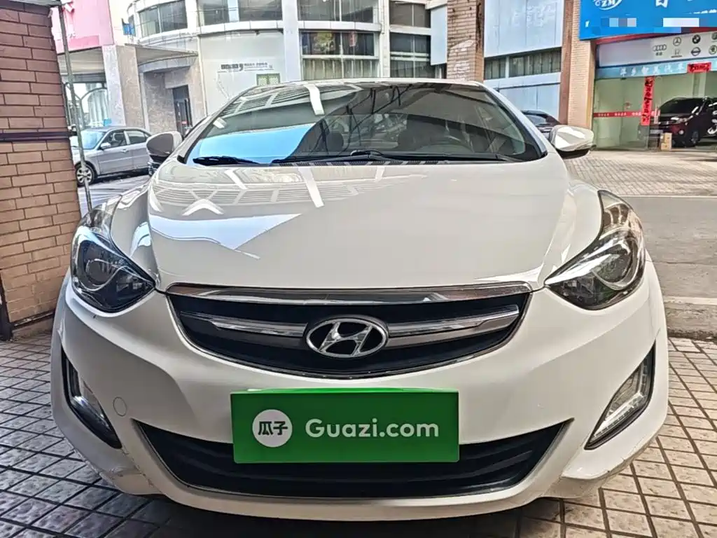 Hyundai Elantra 2015