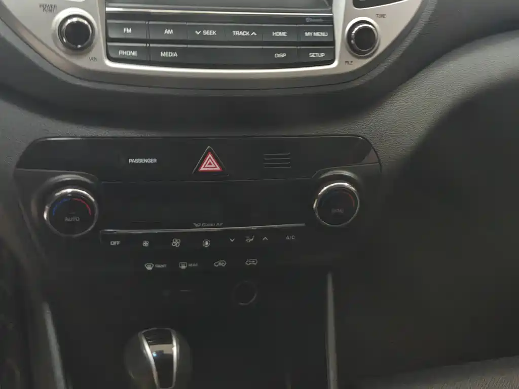 Hyundai Tucson 2016 — фото 10