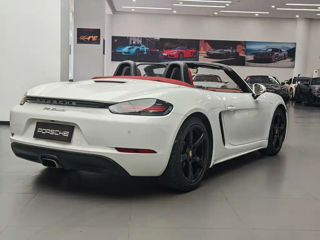 Porsche 718 2017 — фото 10