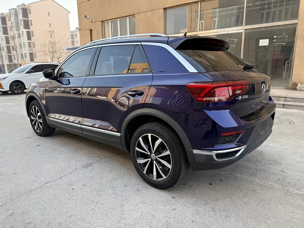 Volkswagen T-Roc 2019 — фото 6