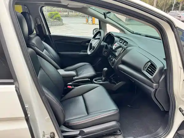 Honda Fit 2016