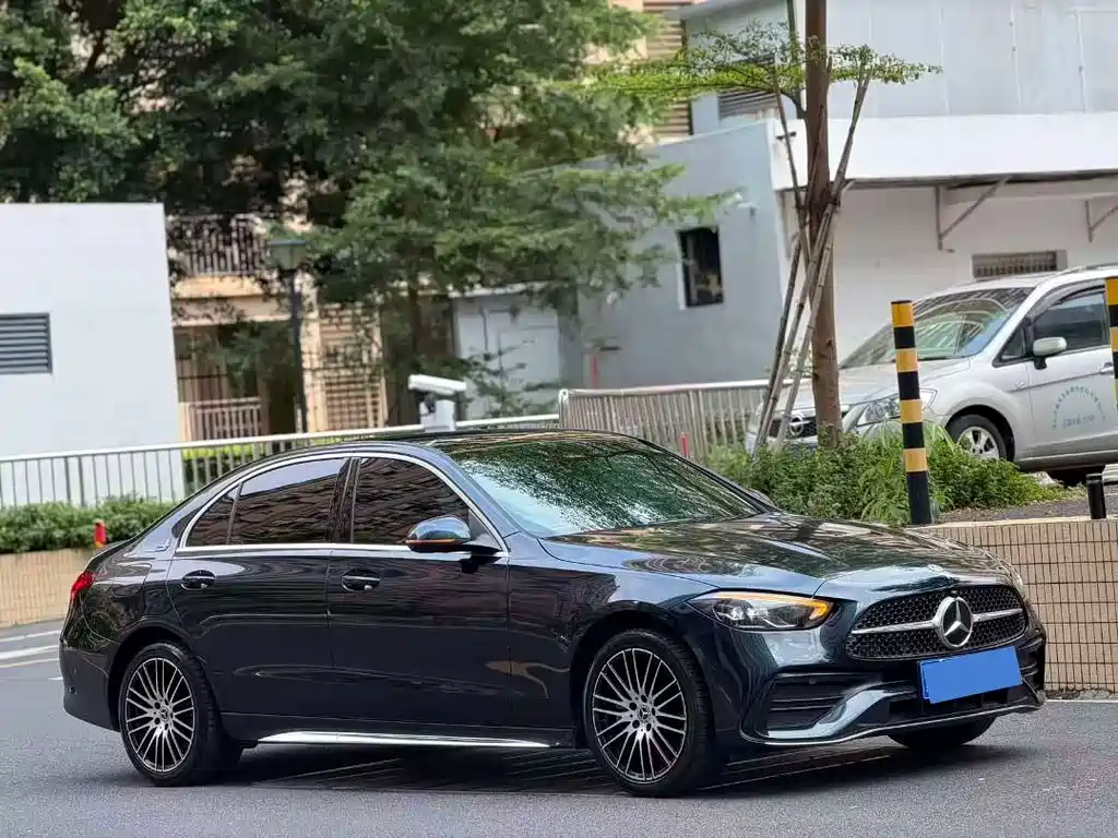 Mercedes-Benz C-Class 2022 — фото 1