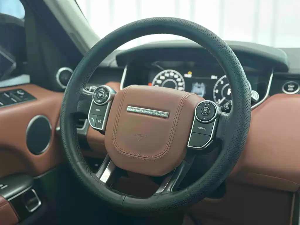 Land Rover Sport 2018 — фото 13
