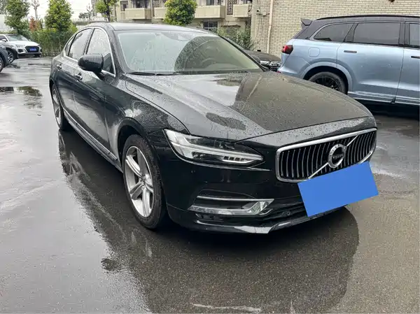 Volvo S90 2019