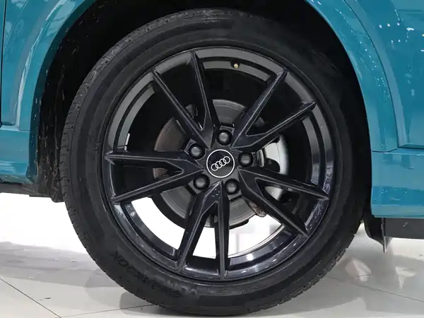 Audi Q2L 2022