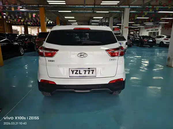 Hyundai ix25 2015