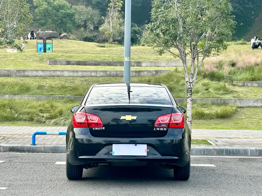 Chevrolet Cruze 2015 — фото 11