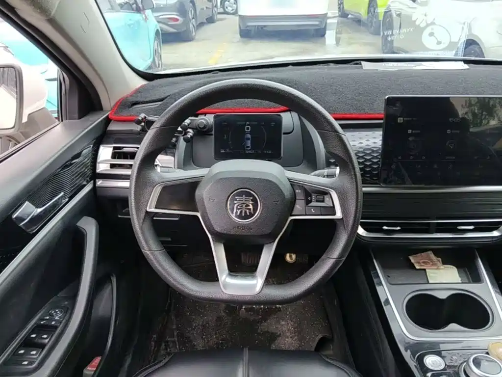 BYD Qin PLUS 2022 — фото 11