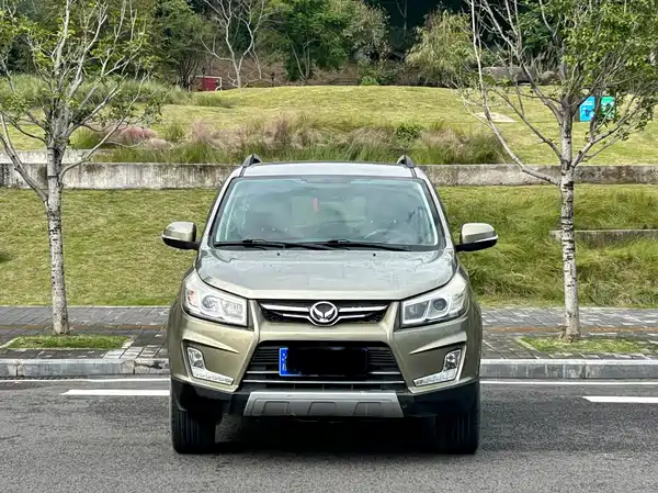 BAIC Huansu S3 2016