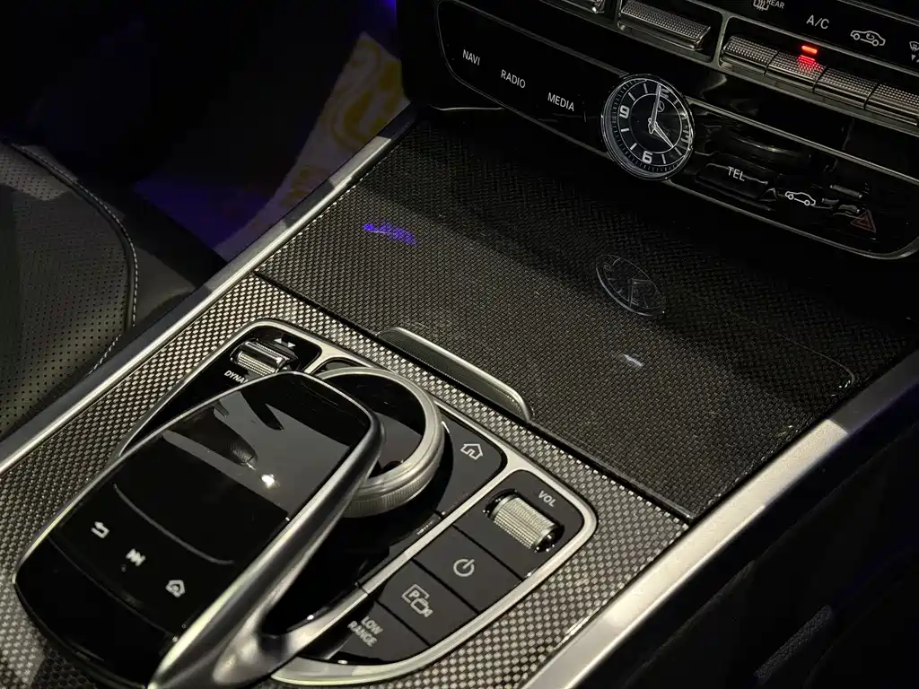 Mercedes-Benz G-Class 2023 — фото 13