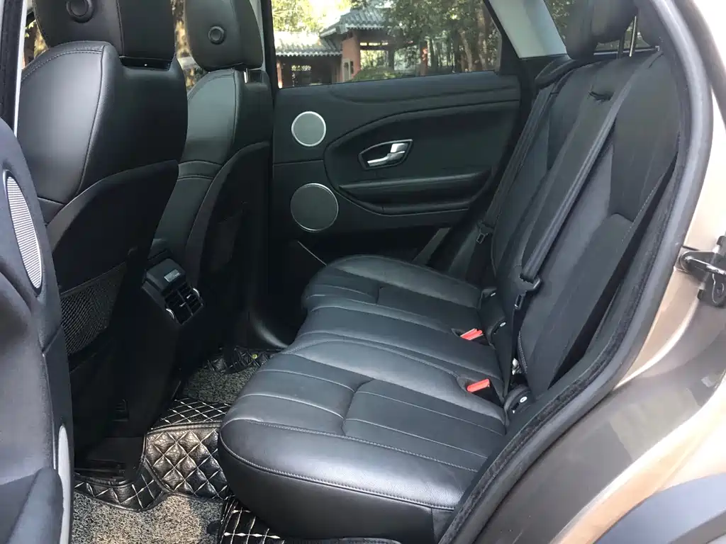 Land Rover Evoque 2017 — фото 14