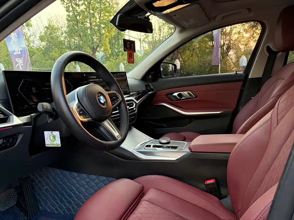 BMW 3 Series 2023