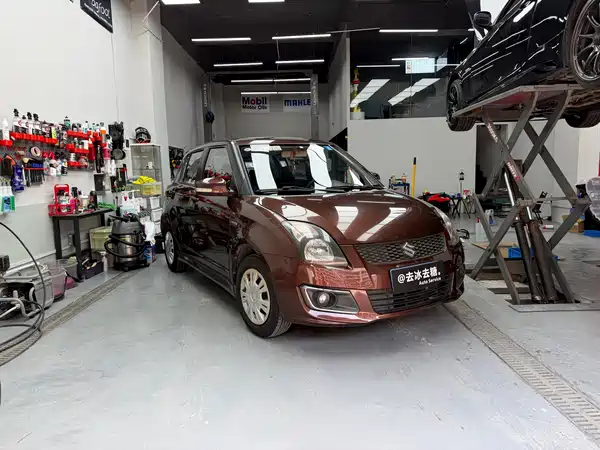 Suzuki Swift 2015