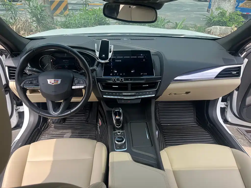 Cadillac CT5 2020 — фото 16