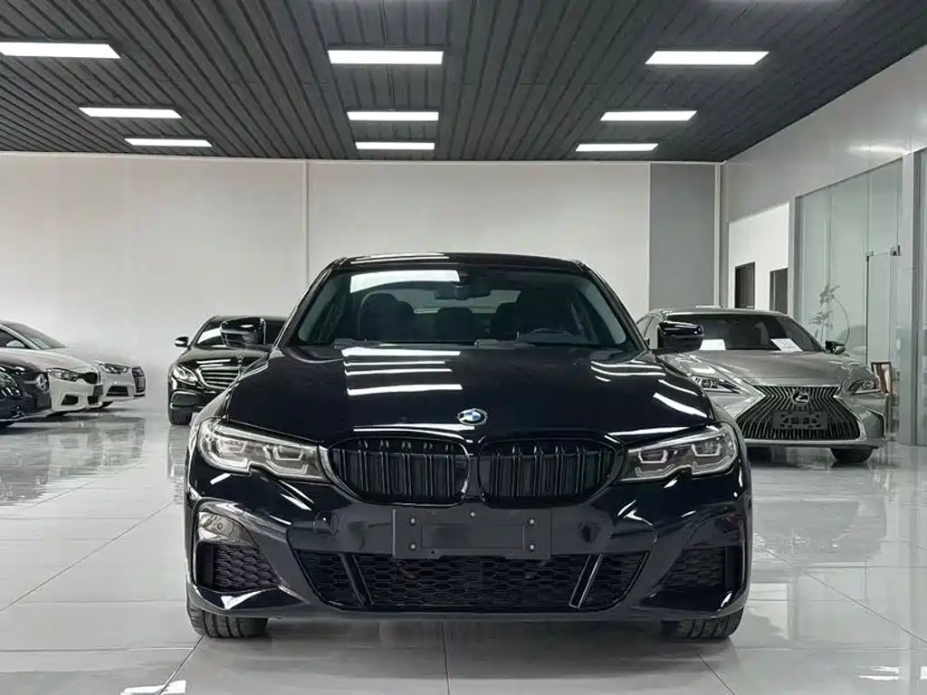 BMW 3 Series 2021