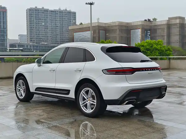 Porsche Macan 2024