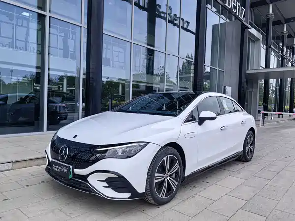 Mercedes-Benz EQE 2025