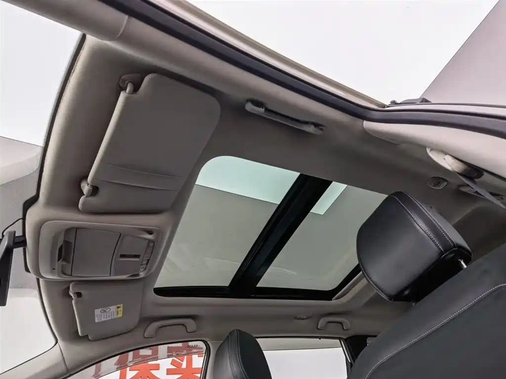Renault Koleos 2018 — фото 14