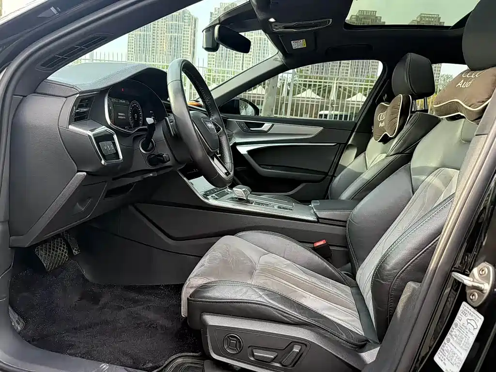 Audi A6L 2023