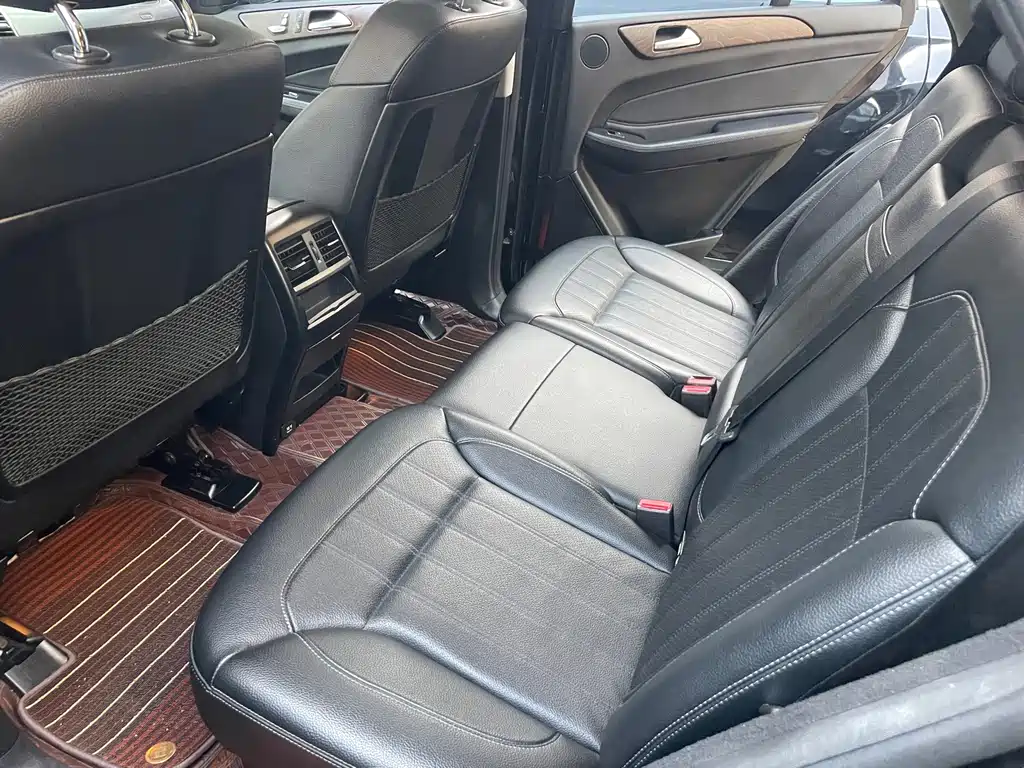 Mercedes-Benz GLE 2017 — фото 24