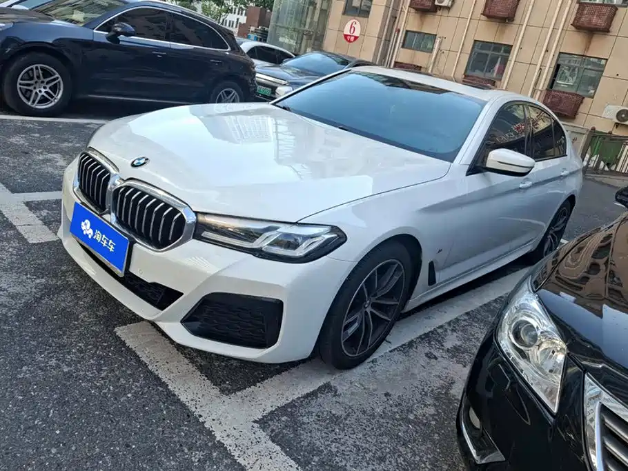 BMW 5 Series 2023