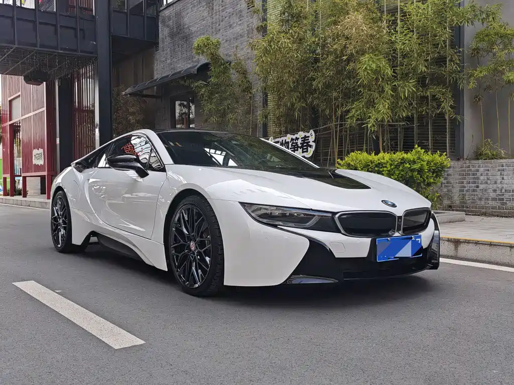 BMW i8 2017