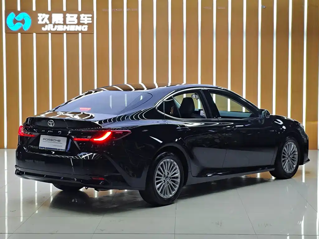Toyota Camry 2026