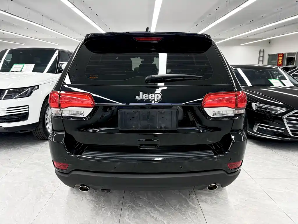 Jeep Grand Cherokee 2018