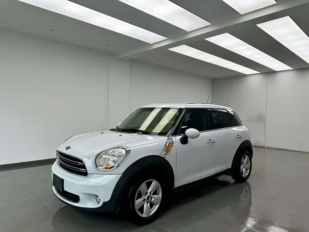 MINI Countryman 2015