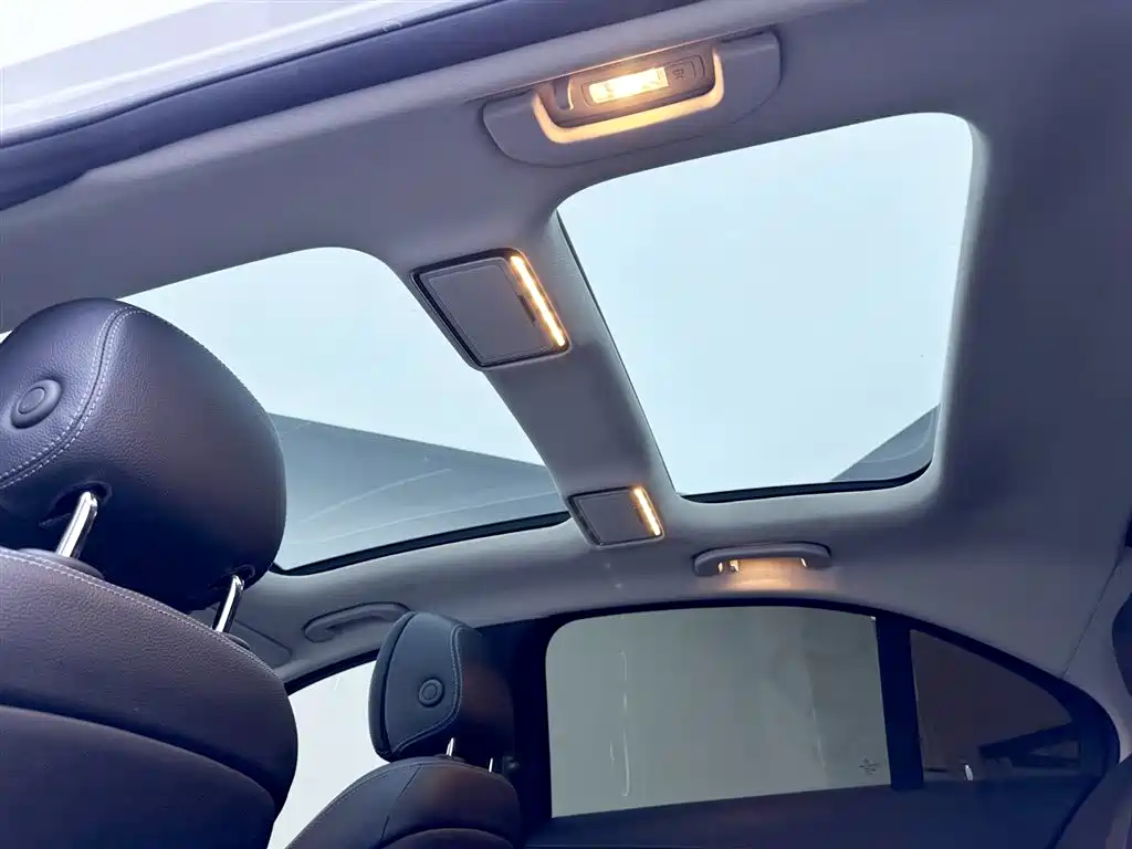Mercedes-Benz C-Class 2020 — фото 14
