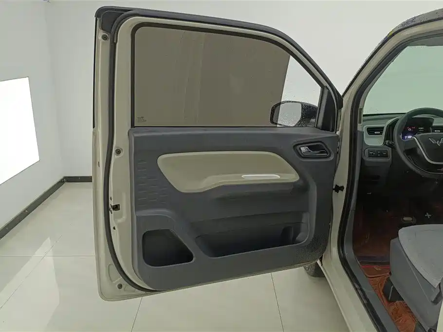 Wuling MINIEV 2023