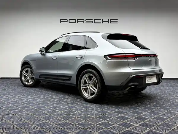 Porsche Macan 2023