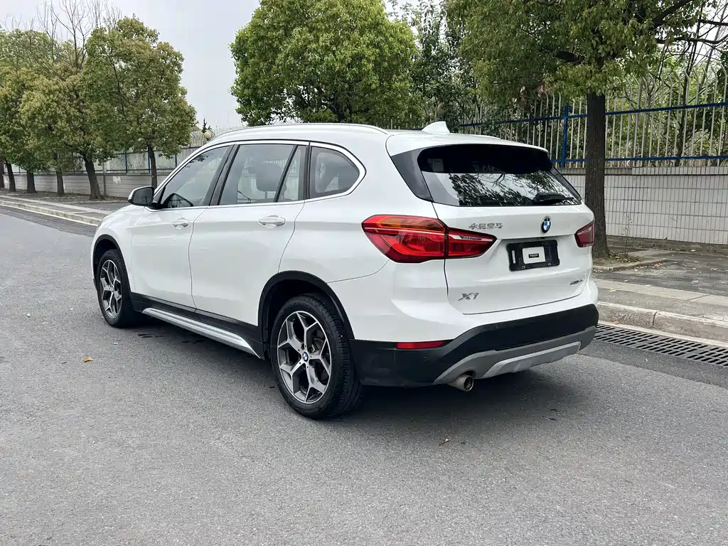 BMW X1 2019 — фото 13