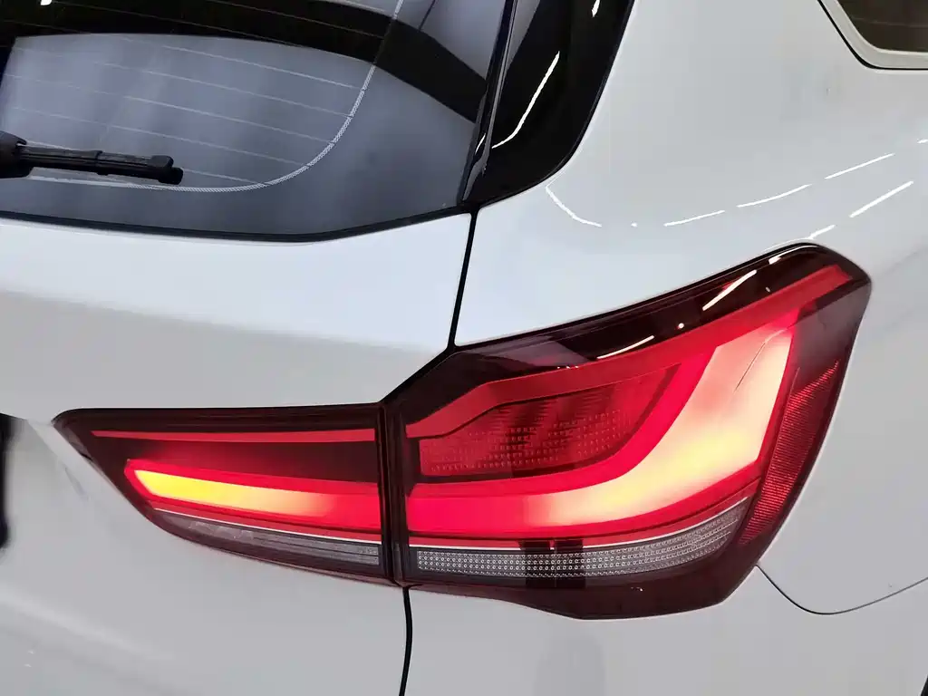 BMW X1 2021 — фото 10