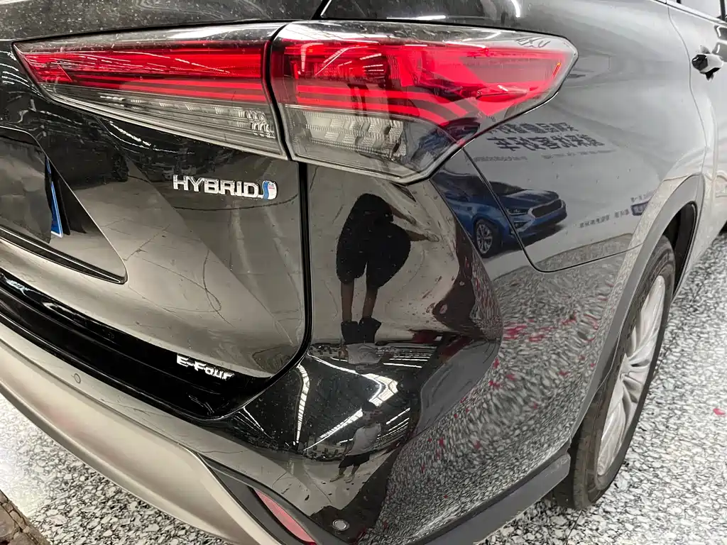 Toyota Highlander 2024 — фото 19