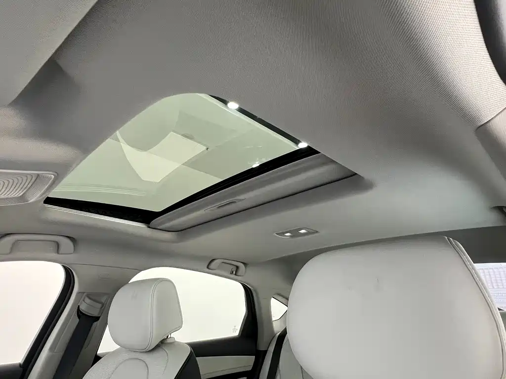 BYD Seal 05 DM-i 2025 — фото 20