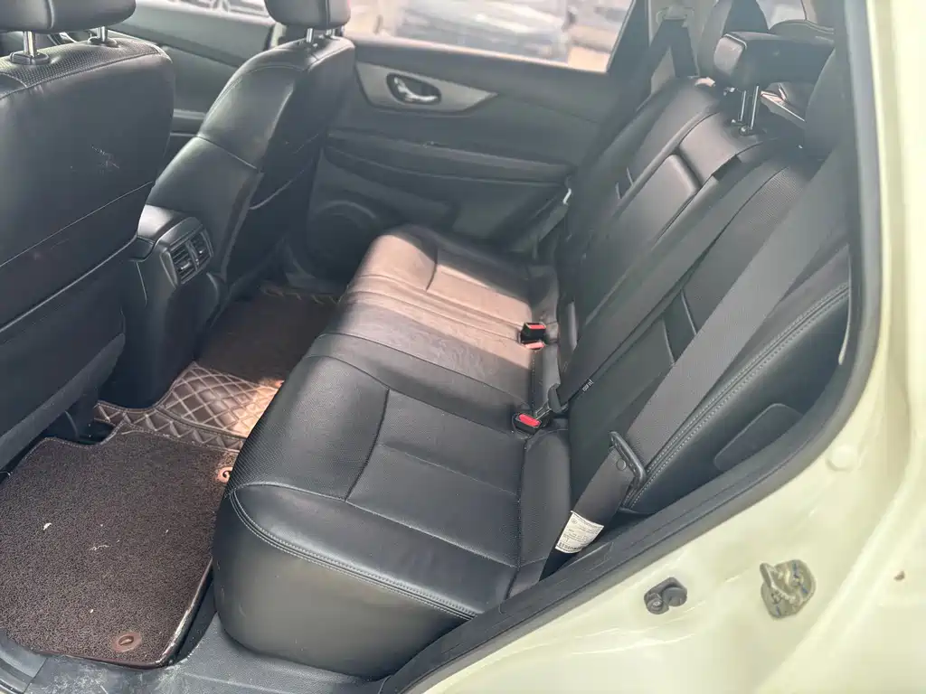 Nissan X-Trail 2015 — фото 13