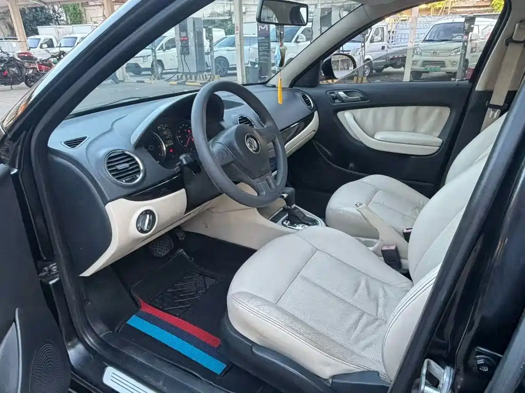 Volkswagen Lavida 2012
