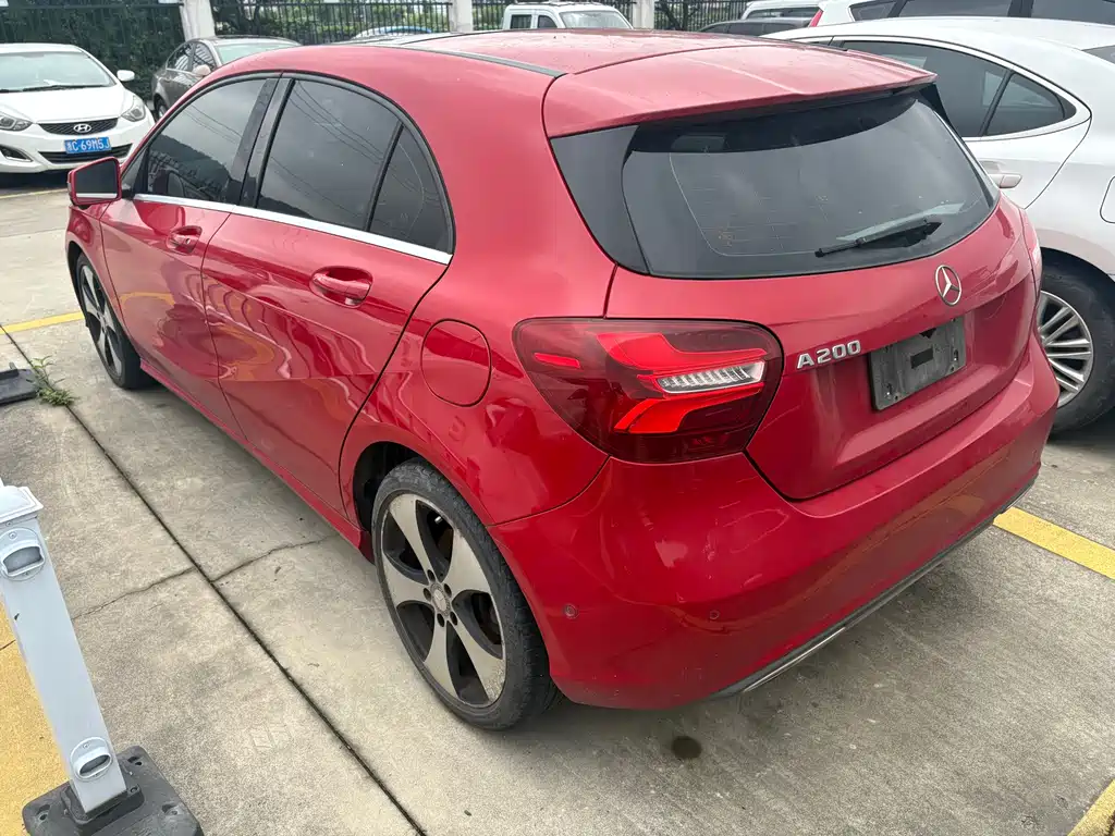Mercedes-Benz A-Class 2018 — фото 10