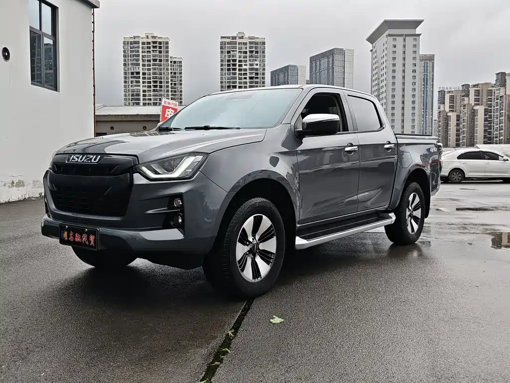 Isuzu D-MAX 2023 — фото 3