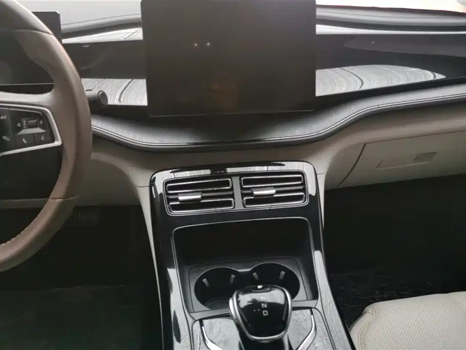 BYD Qin PLUS 2023 — фото 13
