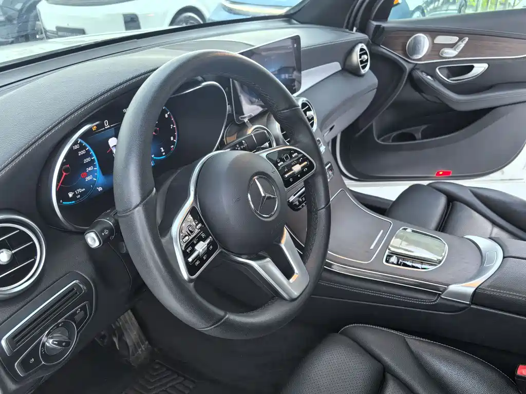 Mercedes-Benz GLC 2020