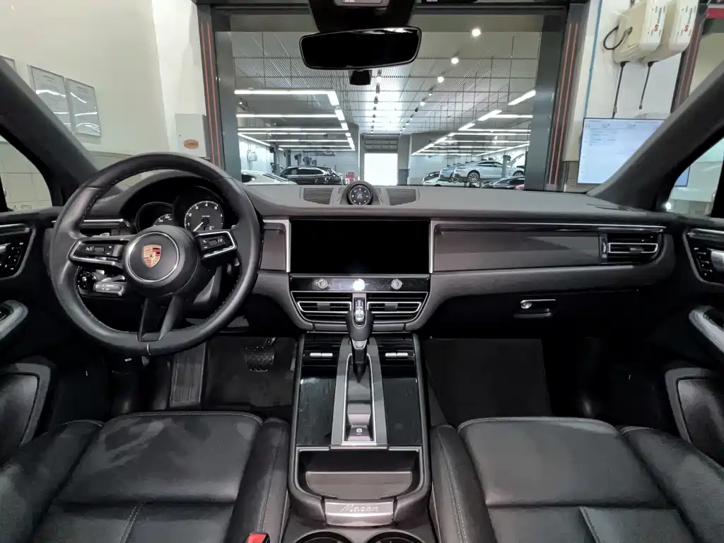 Porsche Macan 2022 — фото 19
