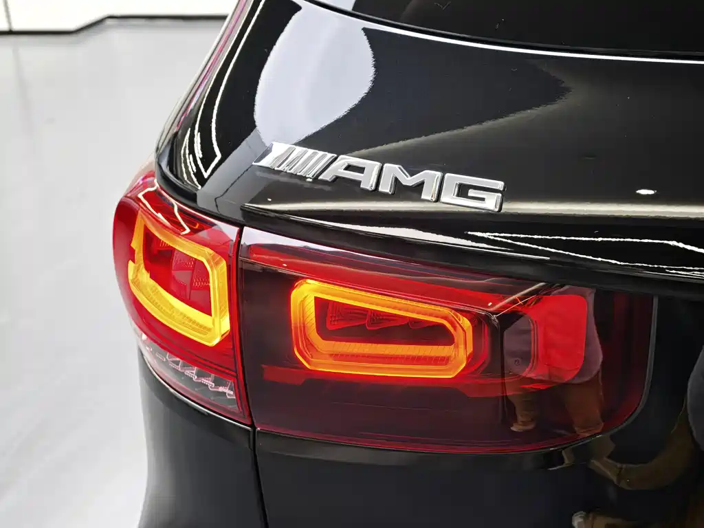 Mercedes-Benz GLB AMG 2023