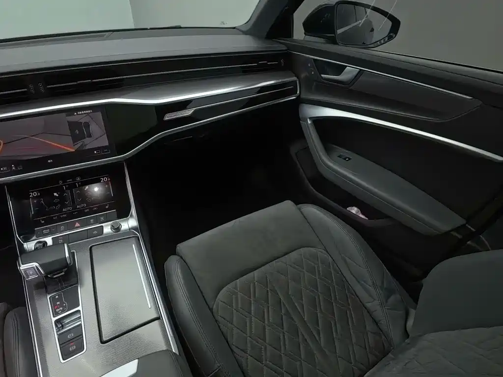 Audi A6L 2021 — фото 27