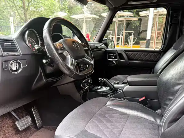 Mercedes-Benz G-Class 2016